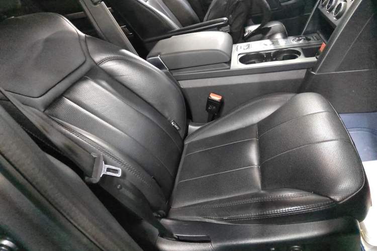 Used Land Rover Discovery 2020 3.0 SC V6 30th Anniversary Special Edition Right Front Seat