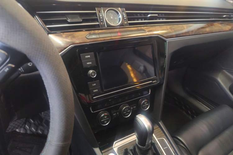 Used Volkswagen Magotan 2019 330TSI DSG Luxury Model China V Standard
