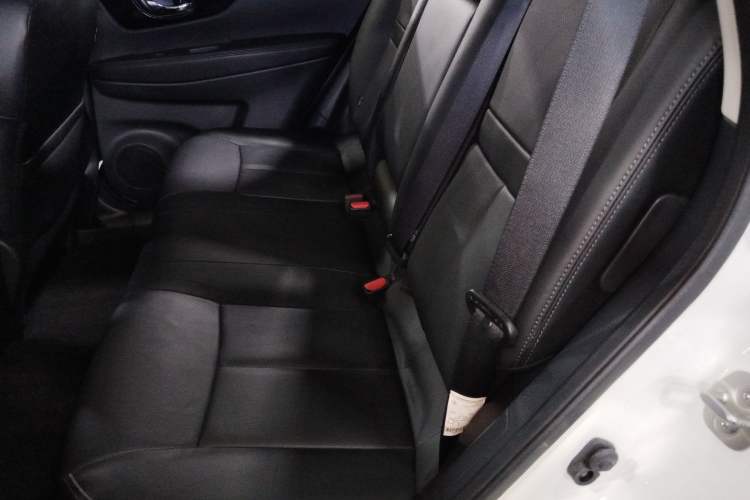 Used Nissan X-Trail 2019 2.0L CVT Smart Connect Comfort Edition 2WD
