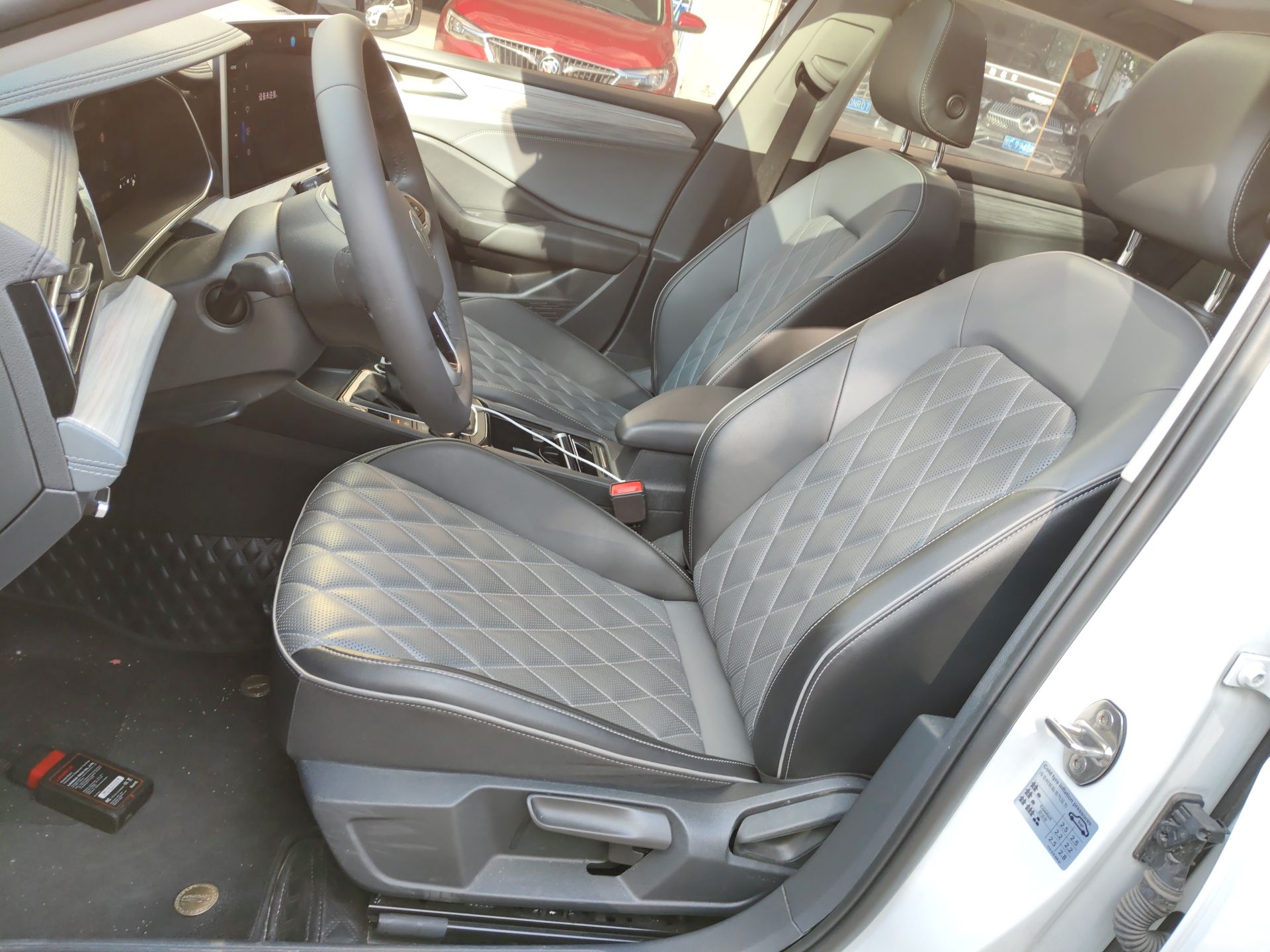 Interior delantero