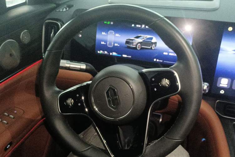 Used Hima AITO M9 2024 Range-Extended Ultra Version 42 kWh 6-Seater Model Steering Wheel