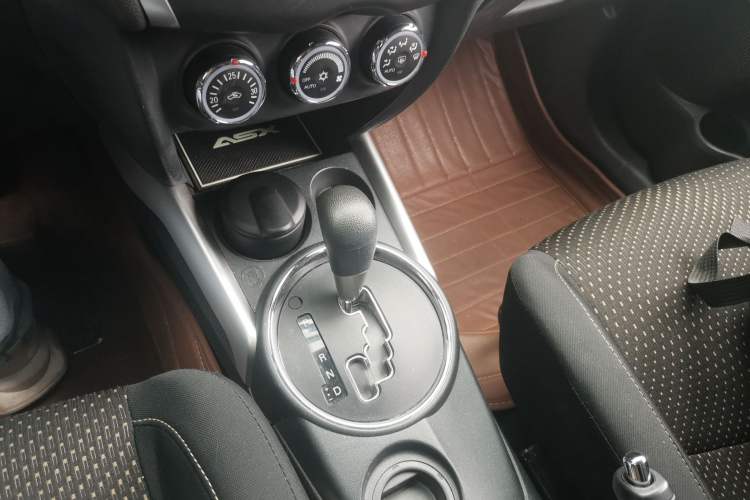 Used Mitsubishi ASX 2013 2.0L CVT Two-Wheel Drive Elite Edition