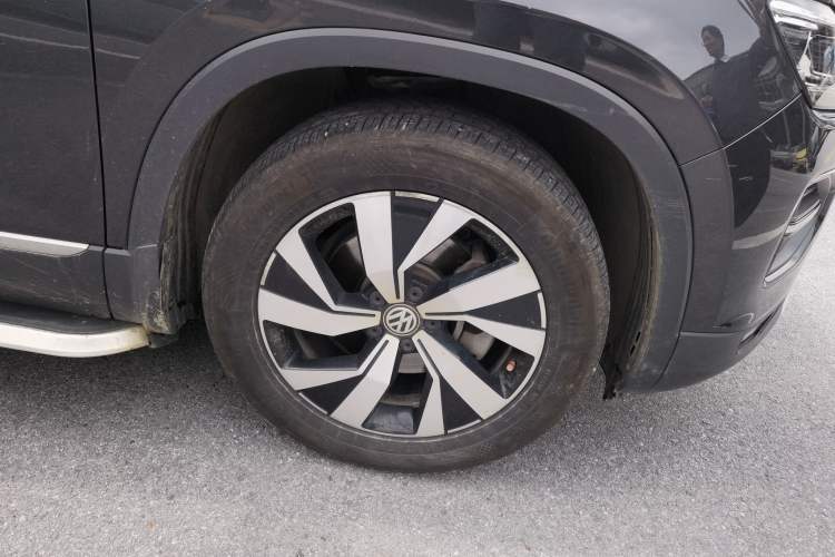 Used Volkswagen Tayron 2019 330TSI Two-Wheel Drive Luxury Model China VI Standard
