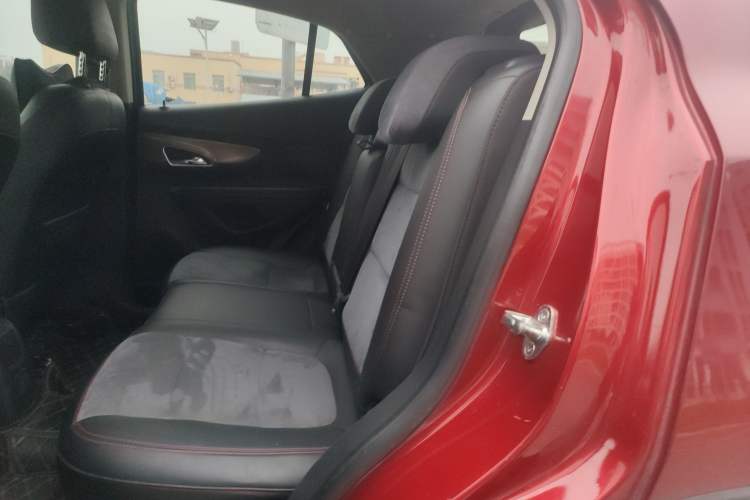 Used Buick Encore 2014 1.4T Manual Two-Wheel Drive Urban Sport Model
