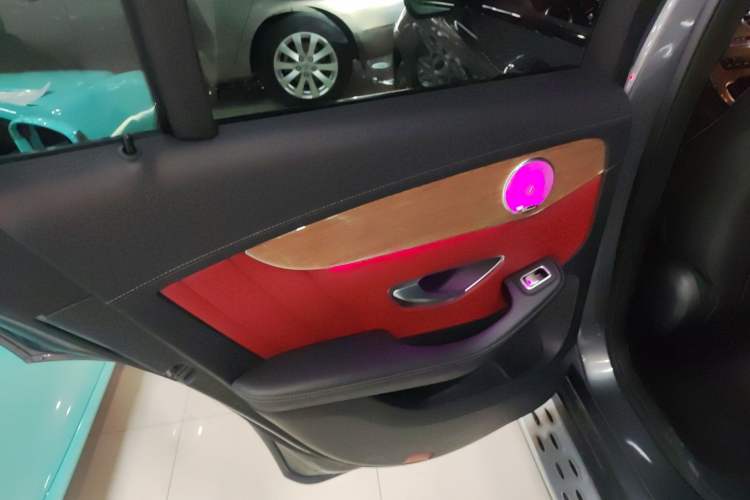 Used Mercedes-Benz GLC Coupe 2017 GLC 260 4MATIC Coupe SUV