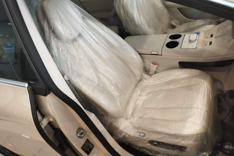 Used Hima Luxeed R7 2026 Model Range-Extending Max+ Right Front Seat