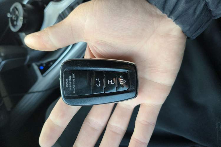 Used Toyota Camry 2018 Dual-Engine 2.5 HG Luxury Edition