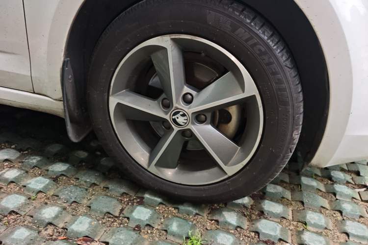 Used Skoda Octavia 2016 1.6L Automatic Chuanxing Edition