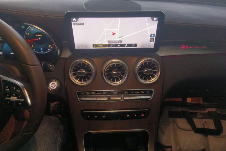 Used Mercedes-Benz GLC 2021 GLC 300 L 4MATIC Dynamic Model
