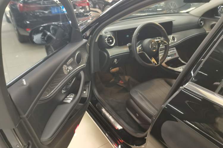 Used Mercedes-Benz E-Class 2021 Facelift E 300 L Stylish Edition