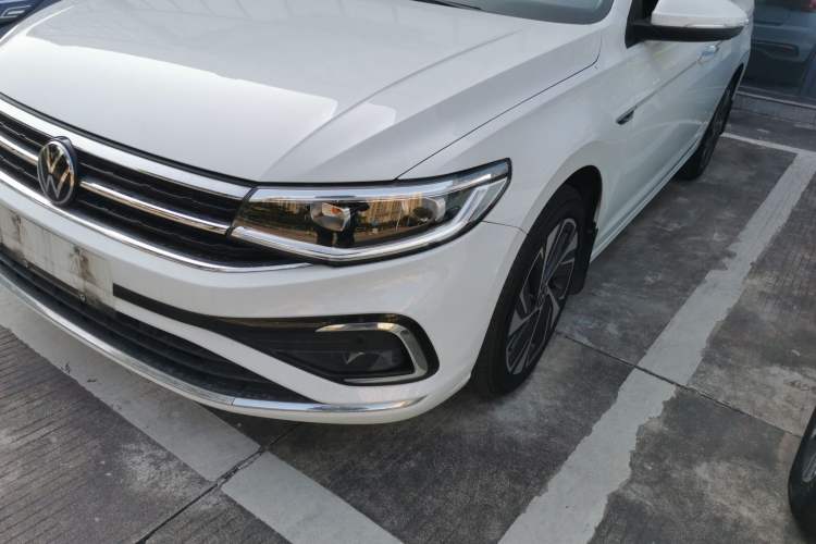 Used Volkswagen Bora 2023 300TSI DSG Prestige Edition