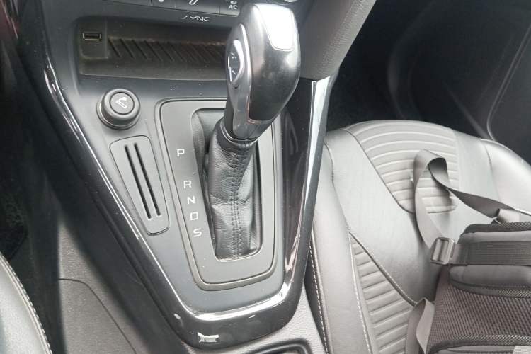 Used Ford Focus 2015 Sedan 1.6L Automatic Trend Model