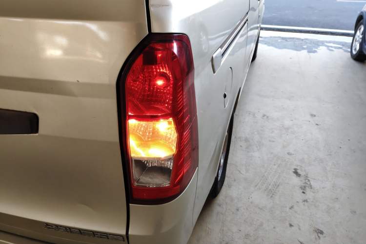 Used Wuling Rongguang V 2016 1.5L Practical Version