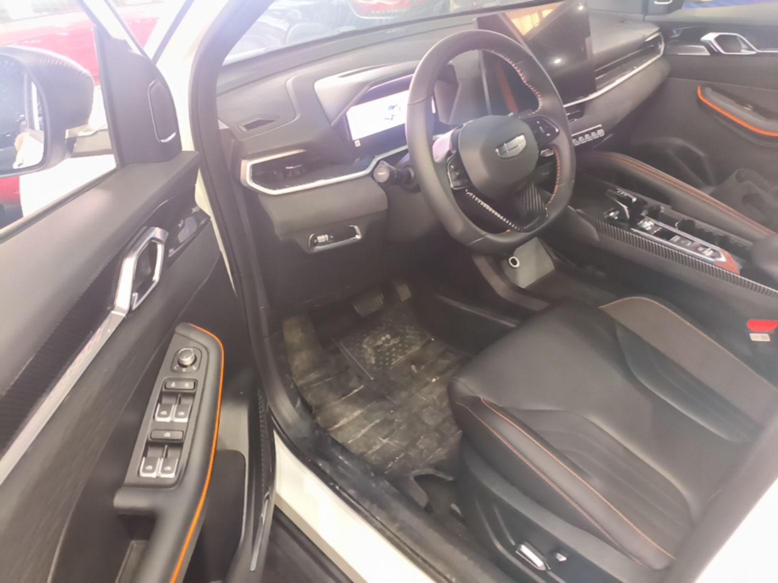 Geely Auto Coolray 2025 Model Bin Yue L 1.5TD DCT Battle — снимка 18