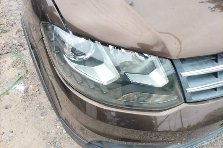 Used Dongfeng Fengon 360 2015 1.5L Manual Luxury 7-Seater China IV Standard
