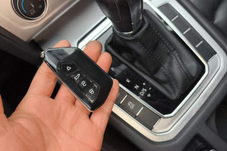 Used Volkswagen Magotan 2018 280TSI DSG Comfort Model