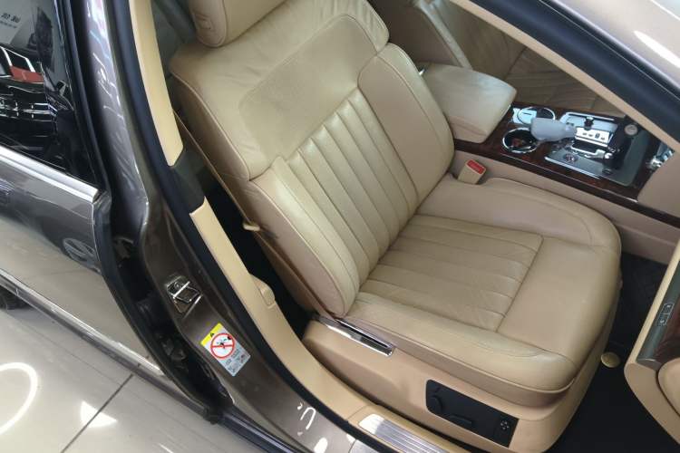 Used Volkswagen Phaeton 2012 3.0L Executive Version
