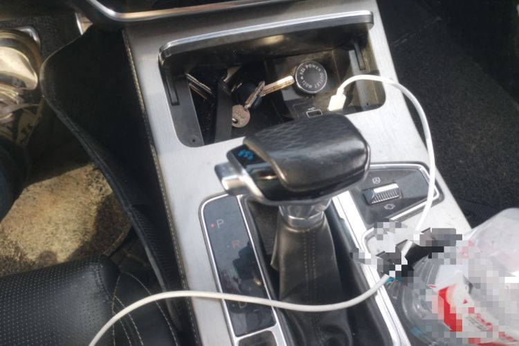 Used JETOUR X70 2021 1.5T DCT Exclusive II Version 7 Seats Gear Lever