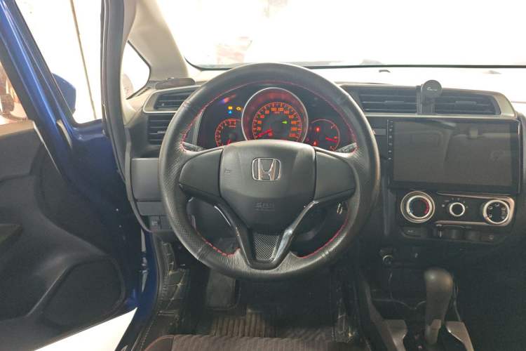 Used Honda Fit 2018 1.5L CVT Trendy Sports Edition Steering Wheel