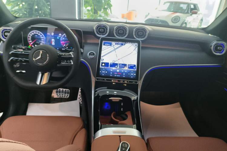 Used Mercedes-Benz GLC 2025 Facelift GLC 260 L 4MATIC Luxury Edition
