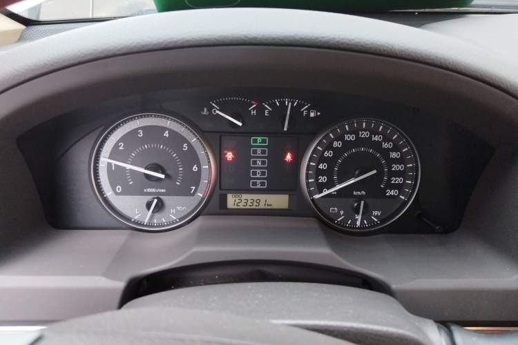 Used Toyota Land Cruiser  Instrument Cluster