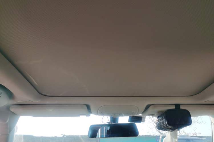 Used Jeep Renegade 2018 Connected Large Screen Version 180TS Automatic High-Energy Edition
