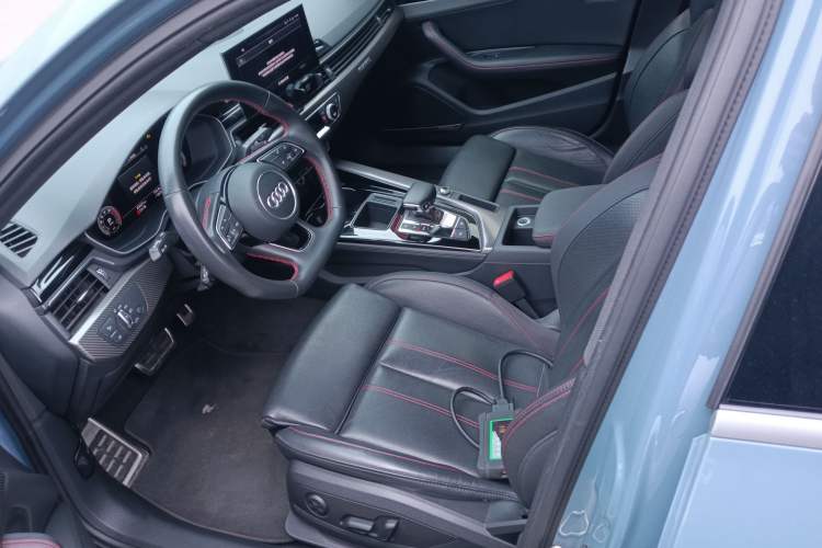 Used Audi A4L 2022 40 TFSI quattro RS Performance Package