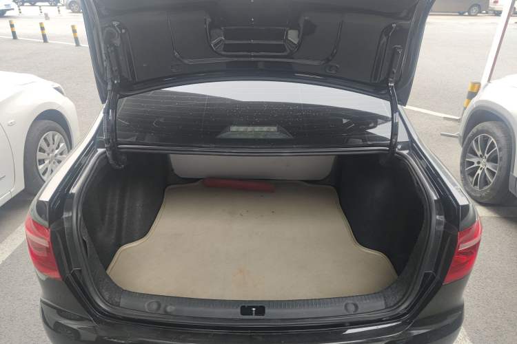 Used Volkswagen Lavida 2013 Revised Version 1.4 TSI DSG Comfort Edition
