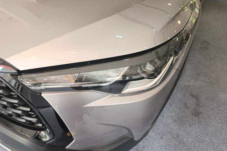 Used Toyota Corolla Cross 2024 2.0L Pioneer Edition Left Front Headlight