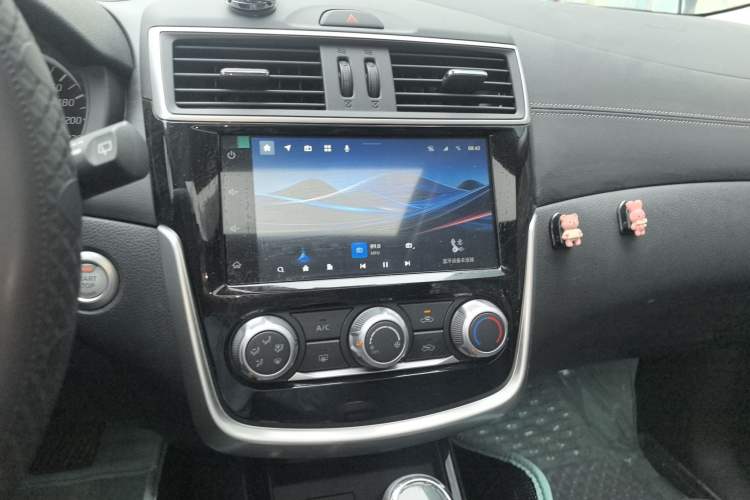 Used Nissan Tiida 2023 1.6L CVT Smart Drive Version Audio And AC Panel