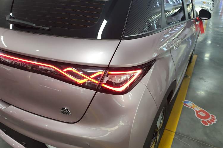 Used BYD Dolphin 2023 420 km Fashion Edition
