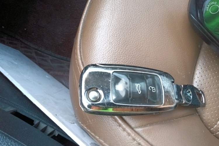 Used Volkswagen Passat 2014 1.8TSI DSG Prestige Navigation Edition
