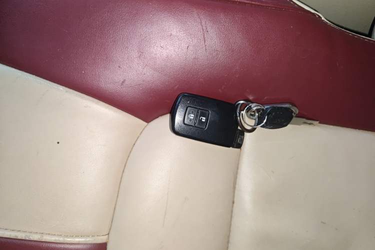 Used Toyota Land Cruiser 