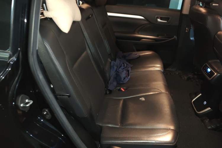 Used Toyota Highlander 2017 2.0T Four-Wheel Drive Luxury Edition 7 Seats
