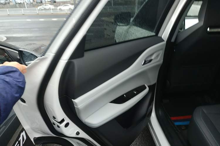 Used Changan UNI-Z 2025 1.5T Luxury Version