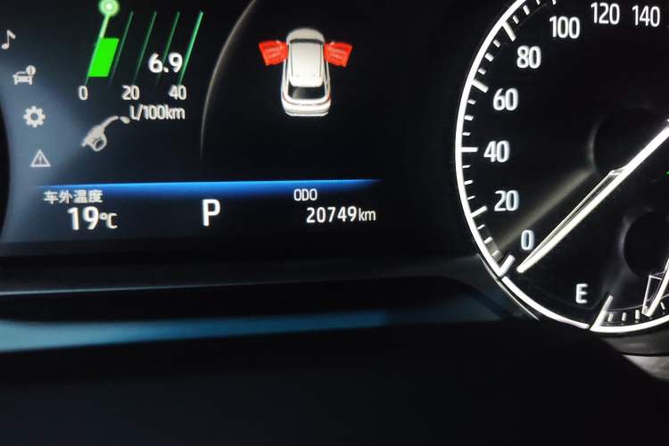 Used Toyota Harrier 2023 2.0L CVT Two-Wheel Drive Deluxe Edition