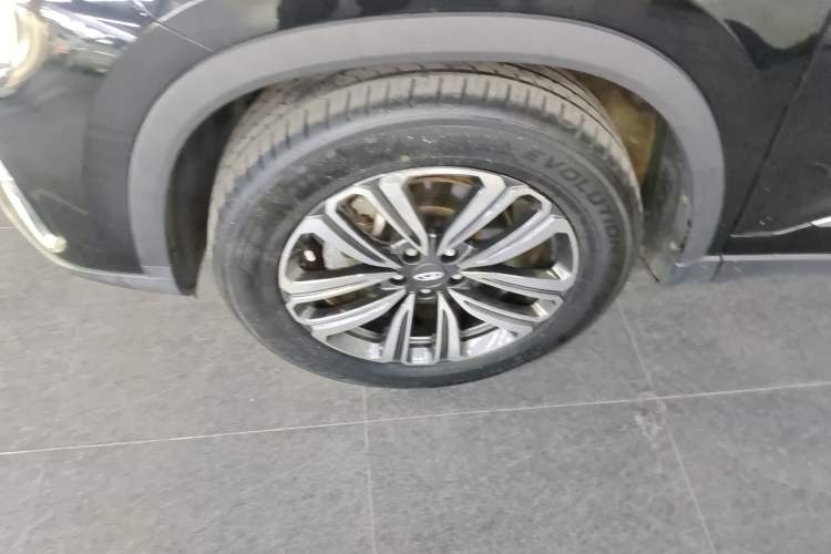 Used Chery Tiggo 8 2021 Kunpeng Edition 290TGDI Automatic Zhubfeng Version Left Front Wheel Hub
