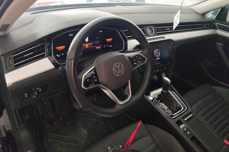 Used Volkswagen Magotan 2025 Zhongxiang Version 280TSI DSG Comfort Edition