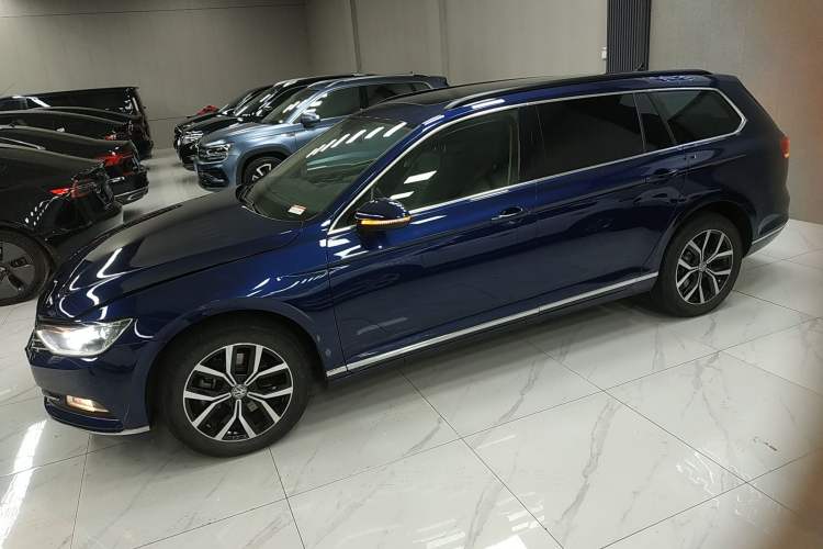 Used Volkswagen Variant 2018 380TSI Two-Wheel Drive Comfort Edition