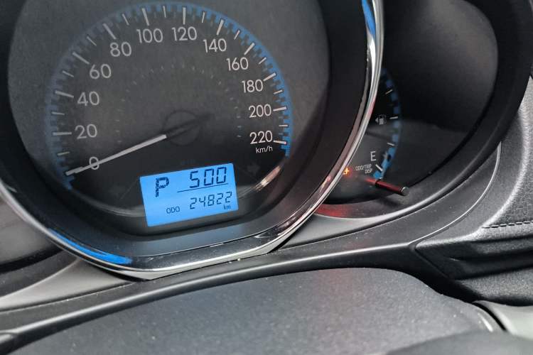 Used Toyota Vios 2017 1.5L CVT Innovation Edition Odometer Close Up