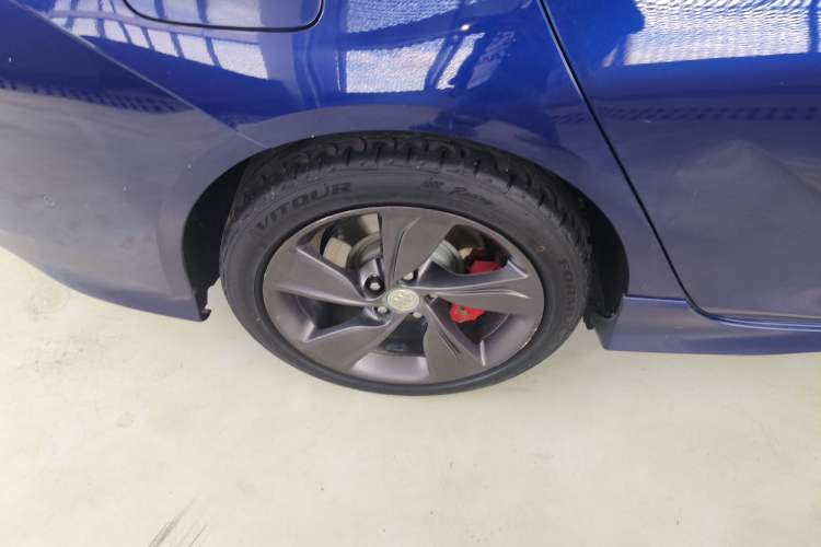 Used Buick Regal 2019 GS 28T Prestige Model China VI Standard Right Rear Wheel Hub