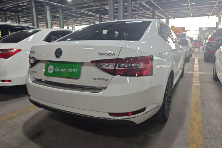 Used Skoda Superb 2016 TSI330 DSG Smart Drive Edition Rear Right 45 Deg