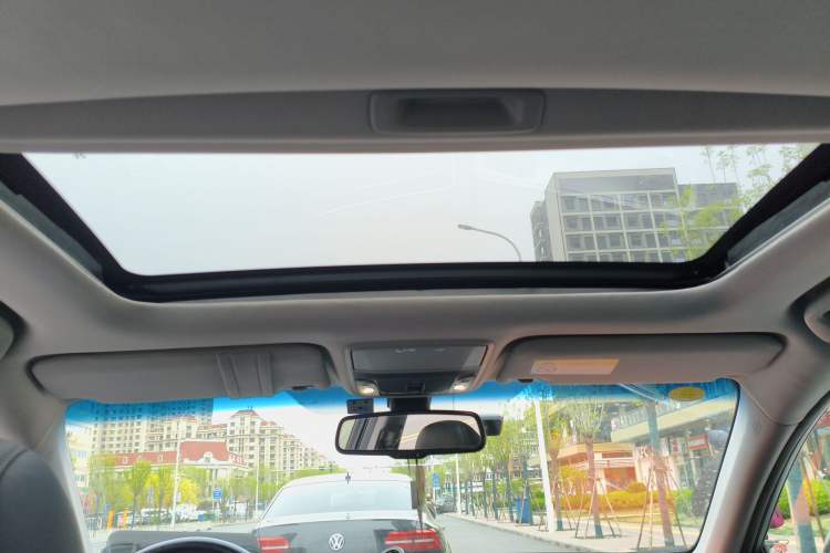 Used Honda Spirior 2017 2.0L Comfort Edition Headliner