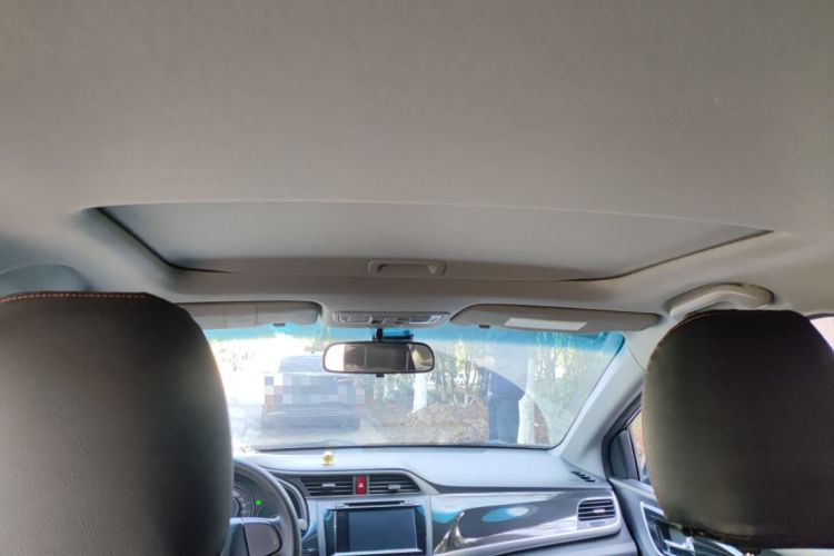 Used Honda Crider 2015 1.8L automatic luxury edition