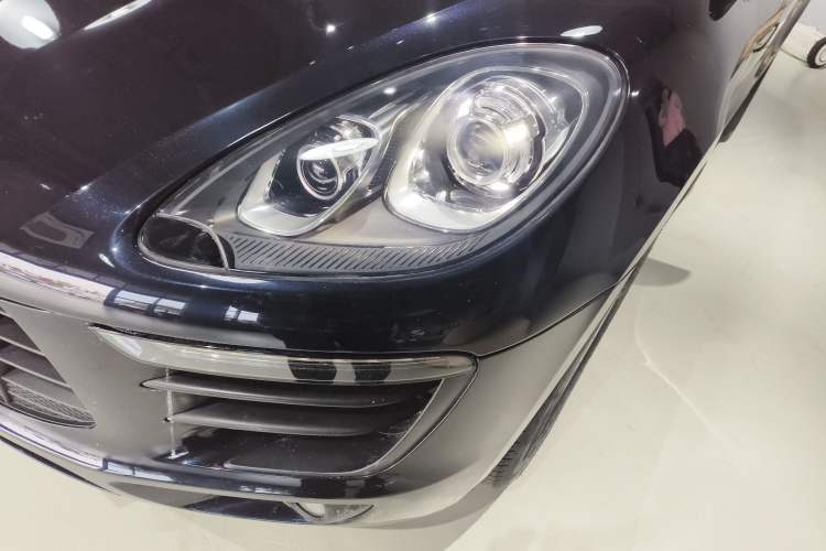 Used Porsche Macan 2014 Macan 2.0T
