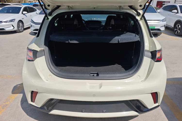 Used BYD Dolphin 2023 420 km Fashion Edition