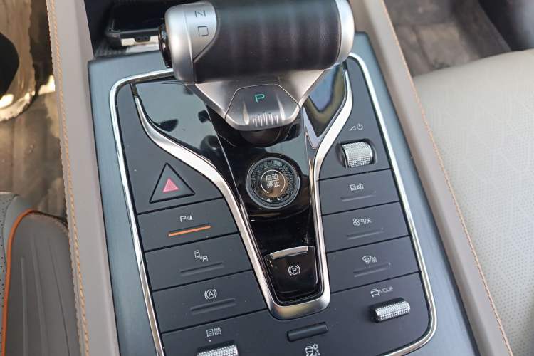 Used BYD Yuan PLUS 2024 Honor Edition 510KM Beyond Model
