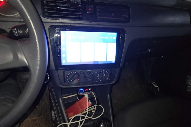 Used Volkswagen Santana 2016 1.6L Manual Fashion Edition