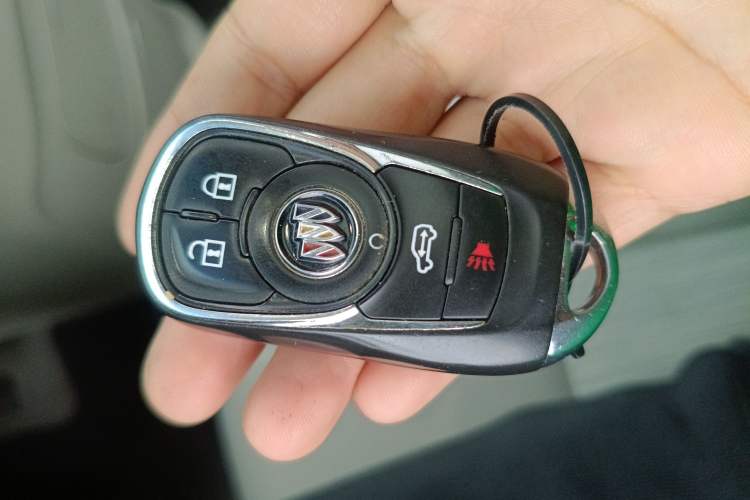 Used Buick GL8 2023 ES Lu Zun Comfort Model Interior 1