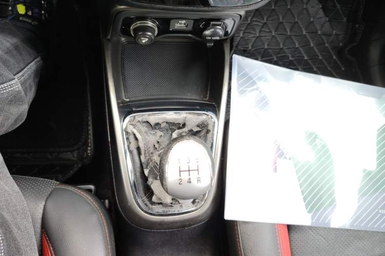 Used Changan CS15 2016 1.5L Manual Luxury Edition
